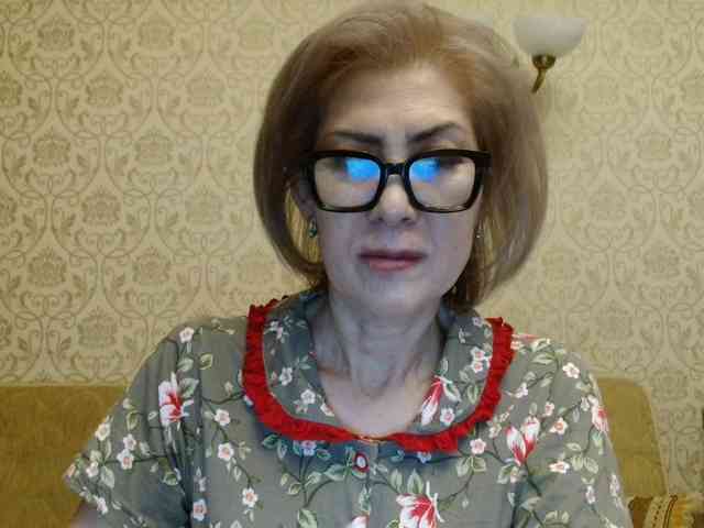 ElegantLady00 webcam