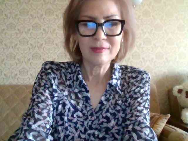 ElegantLady00 webcam