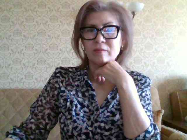 ElegantLady00 webcam