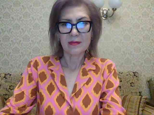 ElegantLady00 webcam