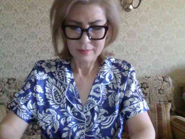 ElegantLady00 webcam