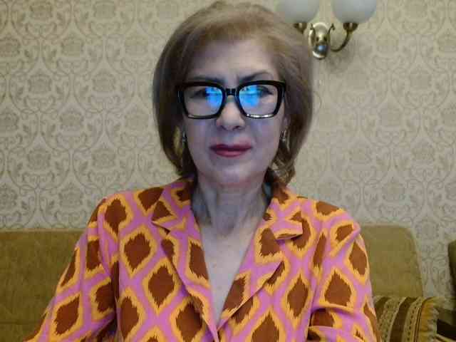 ElegantLady00 webcam