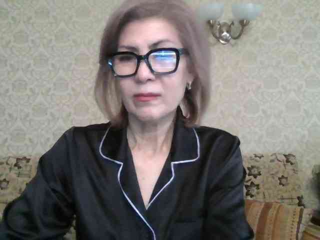 ElegantLady00 webcam