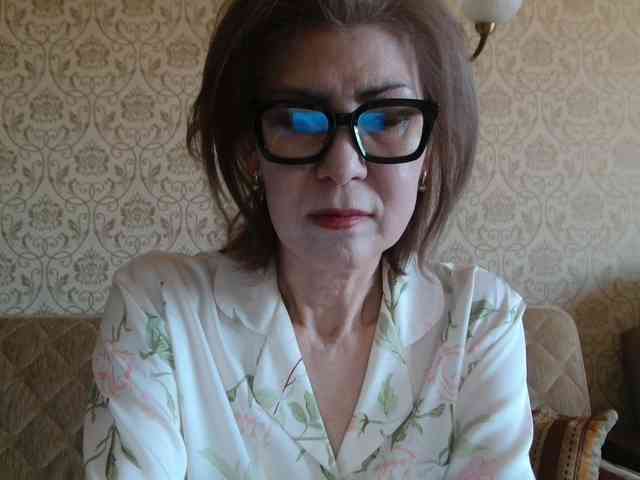 ElegantLady00 webcam