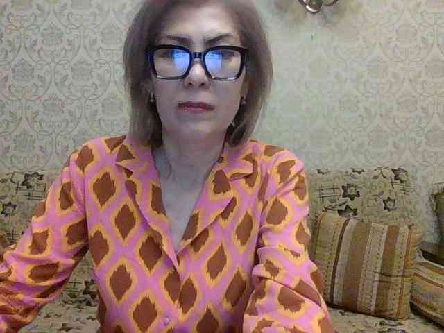 ElegantLady00 webcam