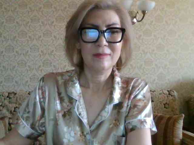 ElegantLady00 webcam