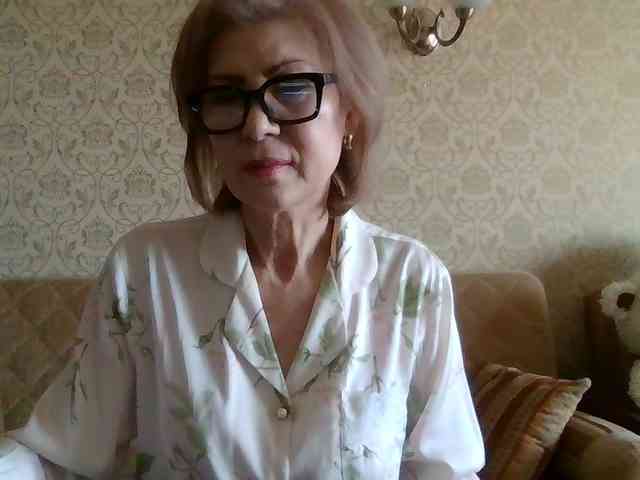 ElegantLady00 webcam