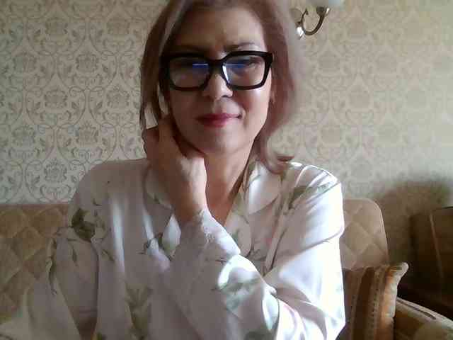 ElegantLady00 webcam