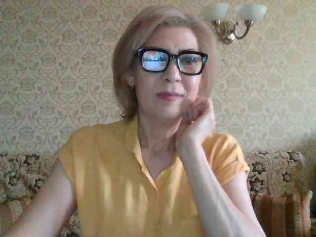 ElegantLady00 webcam