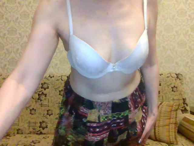 Elegant00Lady live female cam on bongacams