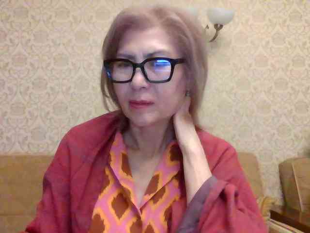 ElegantLady00 webcam