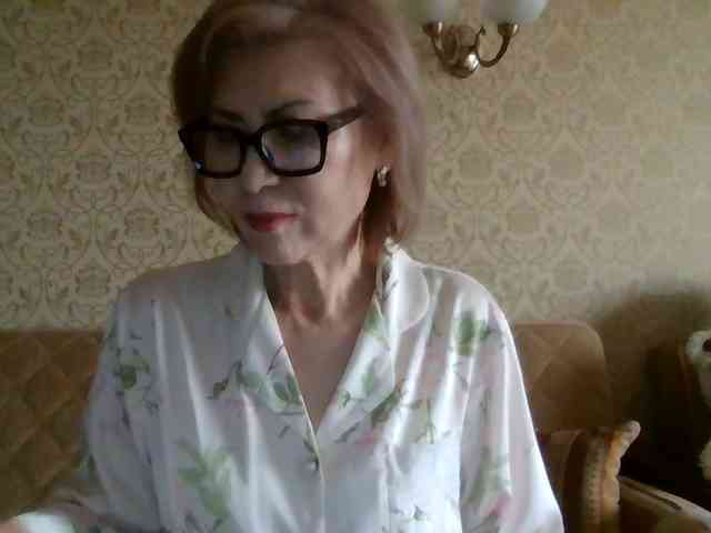 ElegantLady00 webcam