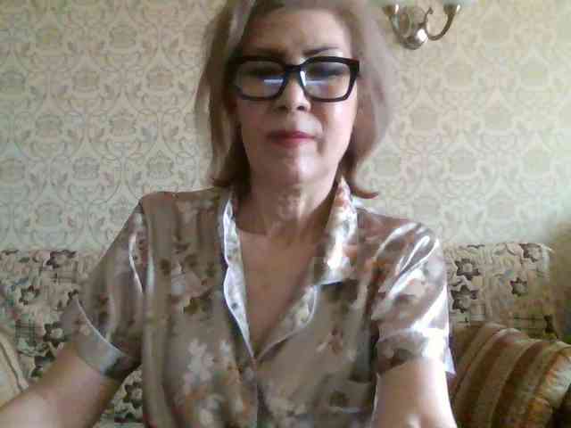 ElegantLady00 webcam