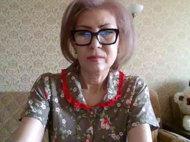 ElegantLady00 webcam