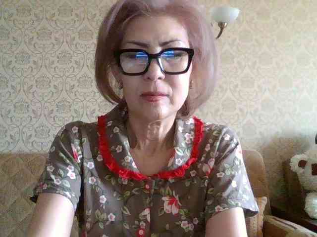 ElegantLady00 webcam