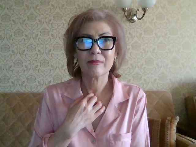 ElegantLady00 webcam