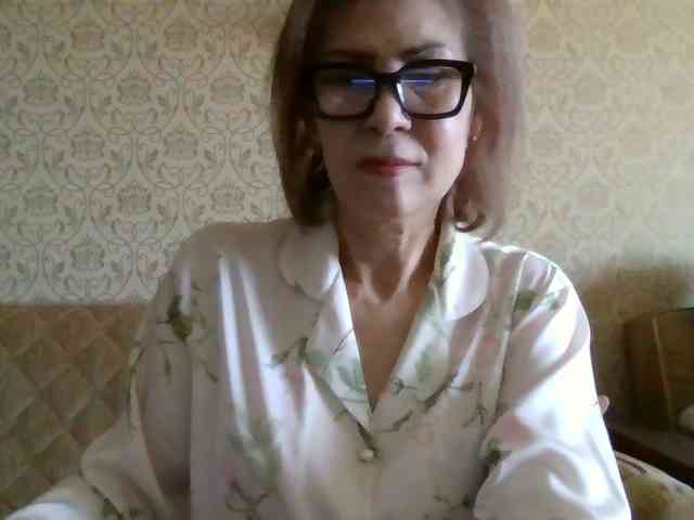 ElegantLady00 webcam