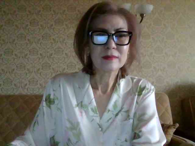 ElegantLady00 webcam