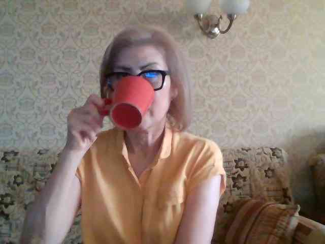 ElegantLady00 webcam