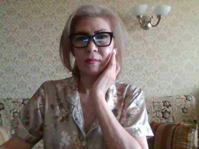 ElegantLady00 webcam