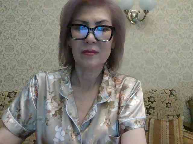ElegantLady00 webcam