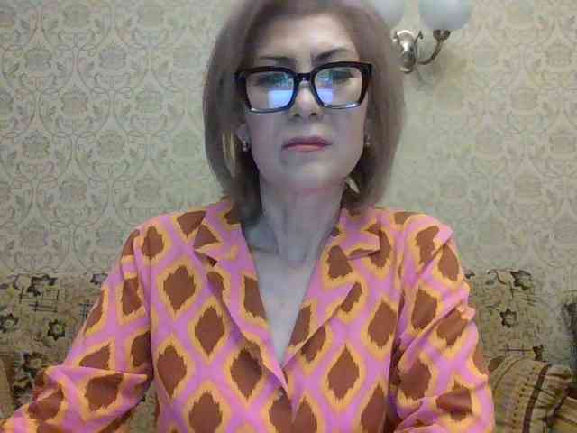 ElegantLady00 webcam