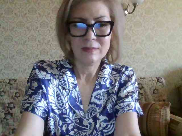 Elegant00Lady live female cam on bongacams
