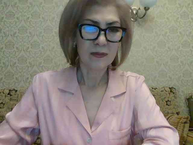ElegantLady00 webcam