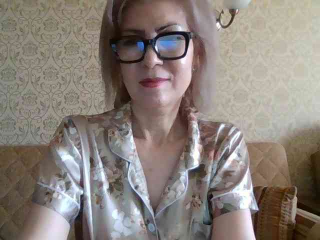 ElegantLady00 webcam