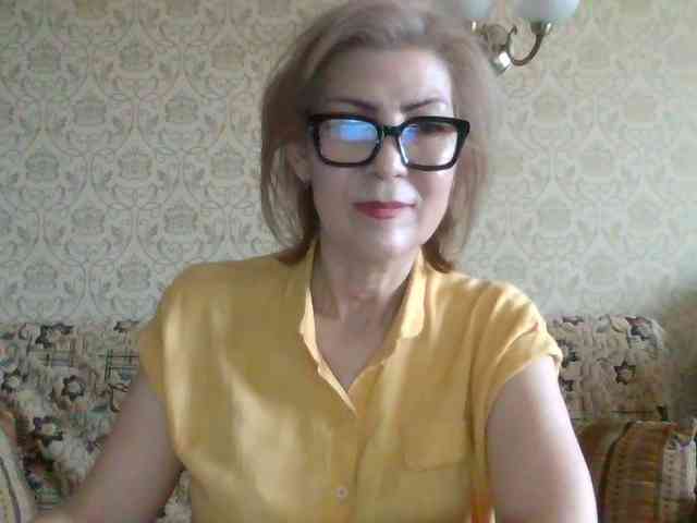 ElegantLady00 webcam