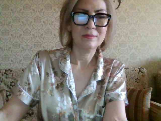 ElegantLady00 webcam