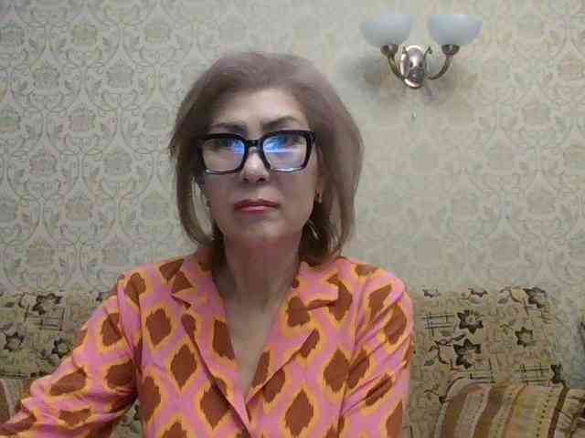 ElegantLady00 webcam