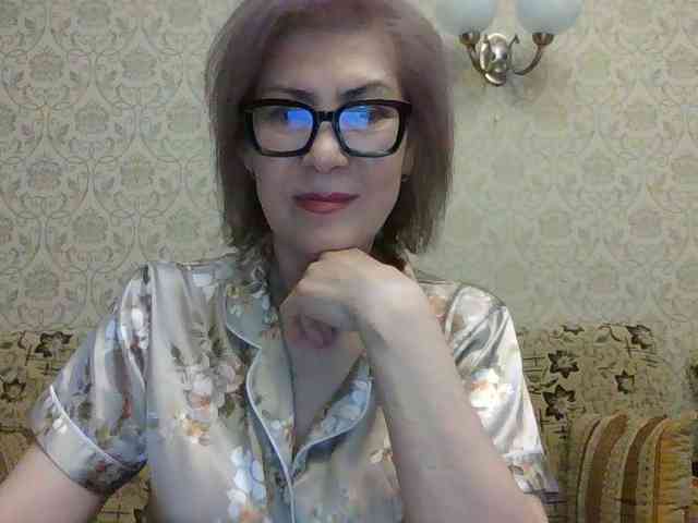 ElegantLady00 webcam