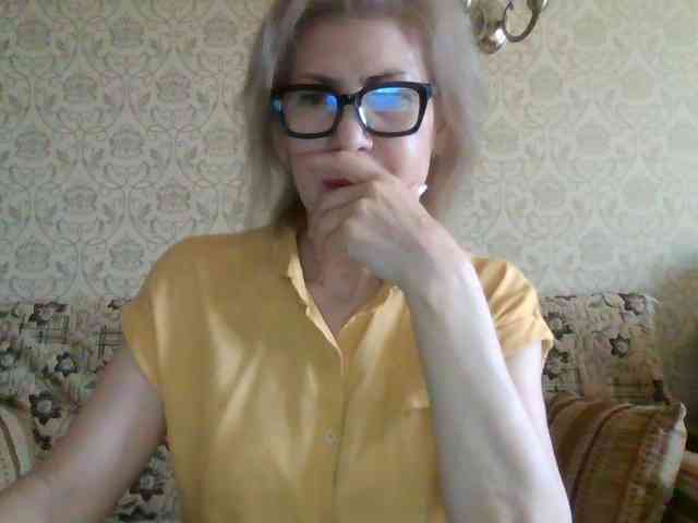 ElegantLady00 webcam