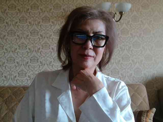 ElegantLady00 webcam