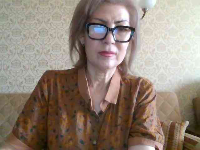 ElegantLady00 webcam