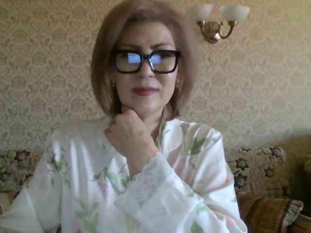 ElegantLady00 webcam