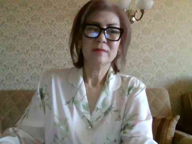 ElegantLady00 webcam