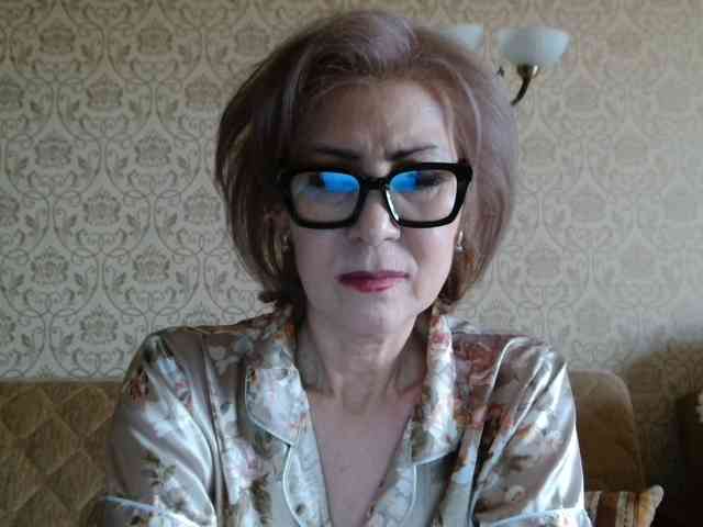 ElegantLady00 webcam