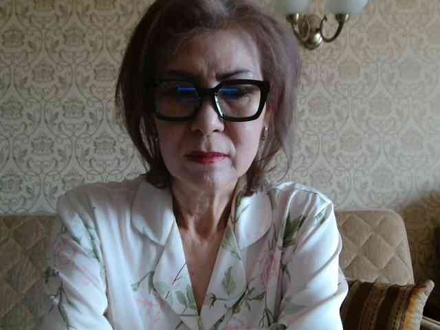 ElegantLady00 webcam