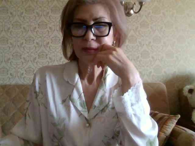 ElegantLady00 webcam