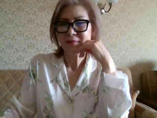 ElegantLady00 webcam