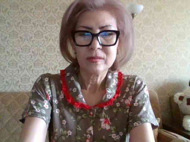 ElegantLady00 webcam