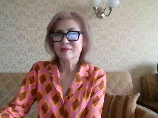 ElegantLady00 webcam