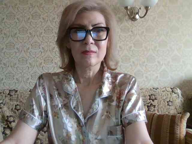 ElegantLady00 webcam