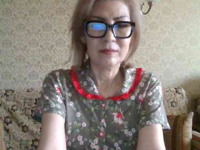 ElegantLady00 webcam