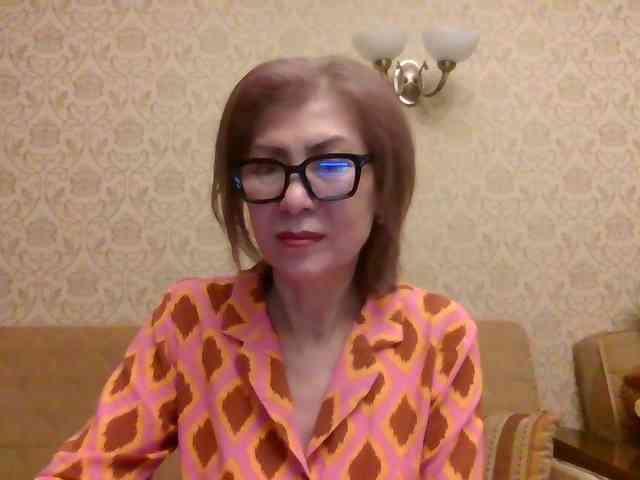 ElegantLady00 webcam