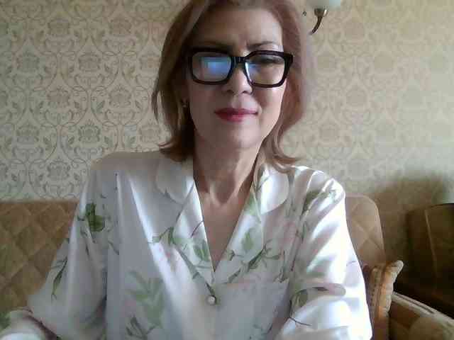 ElegantLady00 webcam