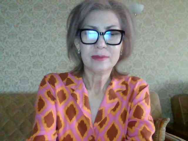 ElegantLady00 webcam