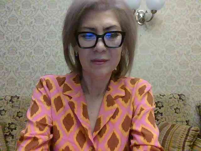 ElegantLady00 webcam